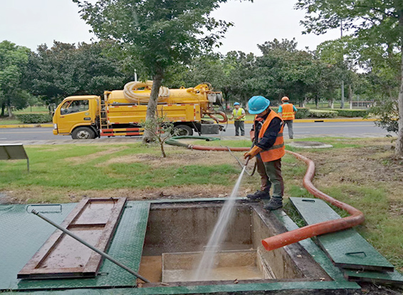 石楼化油池清理